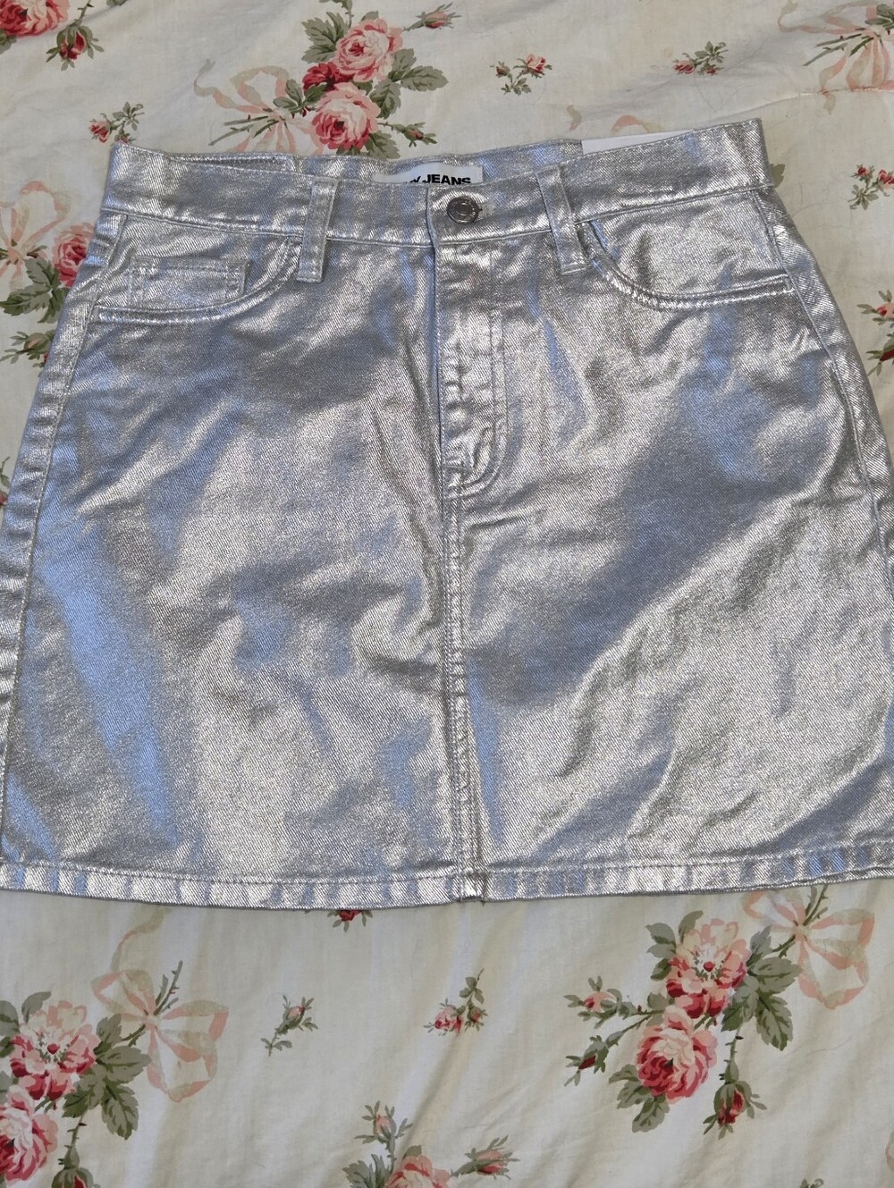 NWT DKNY Jeans Metallic Silver Foil High Rise Denim Mini Skirt Sz 25/S